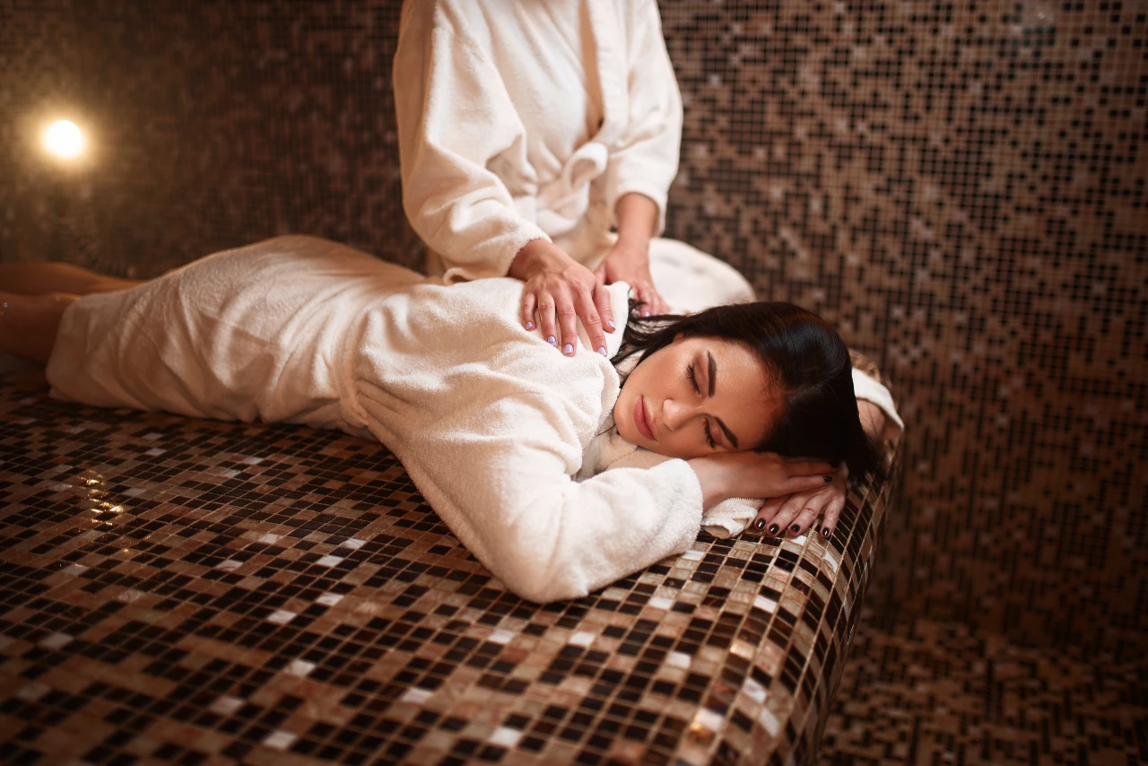 traditional thai spa - Luxury Steam & Massage